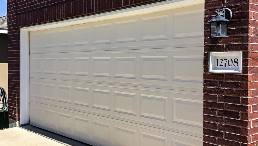 garage,door,overhead,austin,repair,installation,company,liftmaster,service,commercial,residential,loading dock,operators,gate operators,sectional garage door,manor
