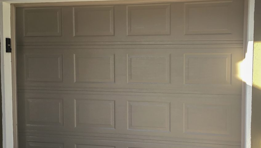 garage,door,overhead,austin,repair,installation,company,liftmaster,service,commercial,residential,loading dock,operators,gate operators,sectional garage door,manor