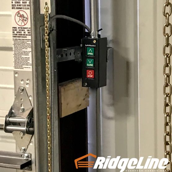 garage,door,overhead,austin,repair,installation,company,liftmaster,service,commercial,residential,loading dock,operators,gate operators,sectional garage door,manor