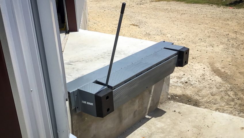 garage,door,overhead,austin,repair,installation,company,liftmaster,service,commercial,residential,loading dock,operators,gate operators,sectional garage door,manor