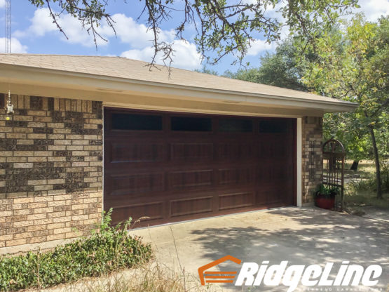 garage,door,overhead,austin,repair,installation,company,liftmaster,service,commercial,residential,loading dock,operators,gate operators,sectional garage door,manor